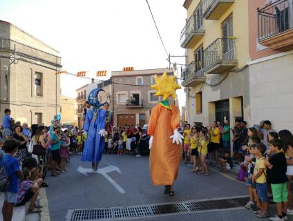 Els gegantons del Catesplai a la plaça Jacint Verdaguer