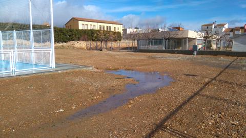 La plataforma es construirà entre la pista descoberta i la llar d'infants