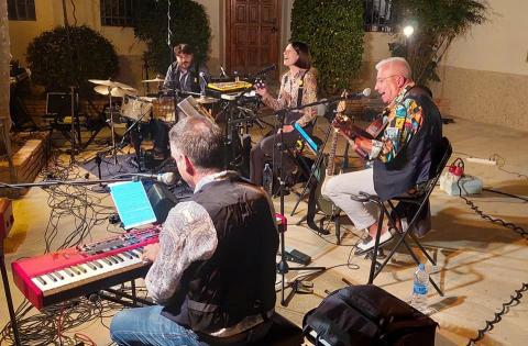 La Tieta Clara, en concert al Pont d'Armentera
